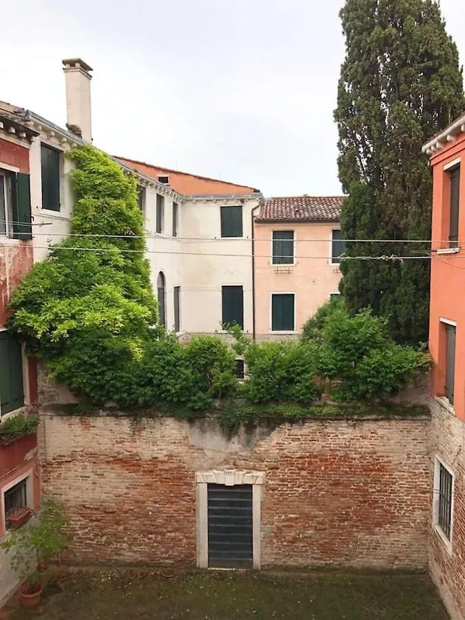 San Polo Family Apartment Venice 0*,